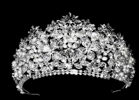 Wedding Tiara, Wedding Crown, Royal Wedding Crown, Rhinestone Wedding Crown, Freshwater Pearl Wedding Crown