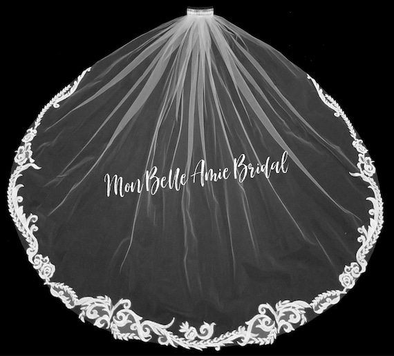 New | Wedding Veil | Lace Edge Hip Length Veil | Laurel Wreath Wedding Veil | Champagne Veil with Ivory Lace | White Wedding Veil