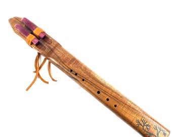 Flauta de koa hawaiana en tono de Re
