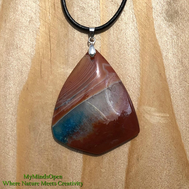 Red Blue Onyx Agate Druzy Geode Freeform Pendant Necklace