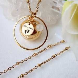 Circled pregnancy bola, gold-plated musical ball, Toi Moi medal, moonstone and gold/gold stainless steel chain image 1