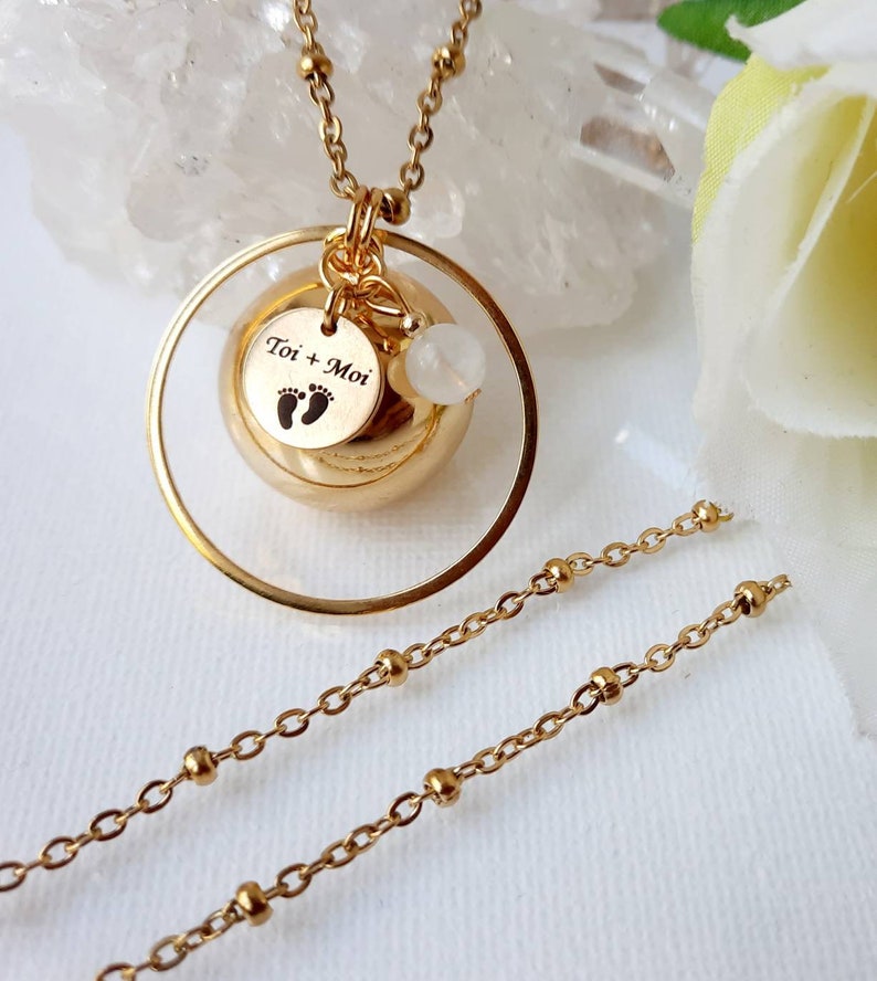 Circled pregnancy bola, gold-plated musical ball, Toi Moi medal, moonstone and gold/gold stainless steel chain image 1