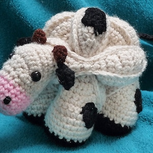 Amish Puzzle Ball - Cow