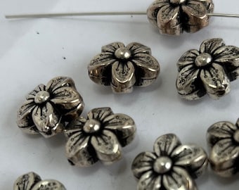 12 stuks 15 mm x 4 mm verzilverd bloemblaadje bloem kraal, zijdelings geboord, antiek, toe te voegen aan je unieke ontwerpen, oorbellen, kettingen, doe-het-sieraden