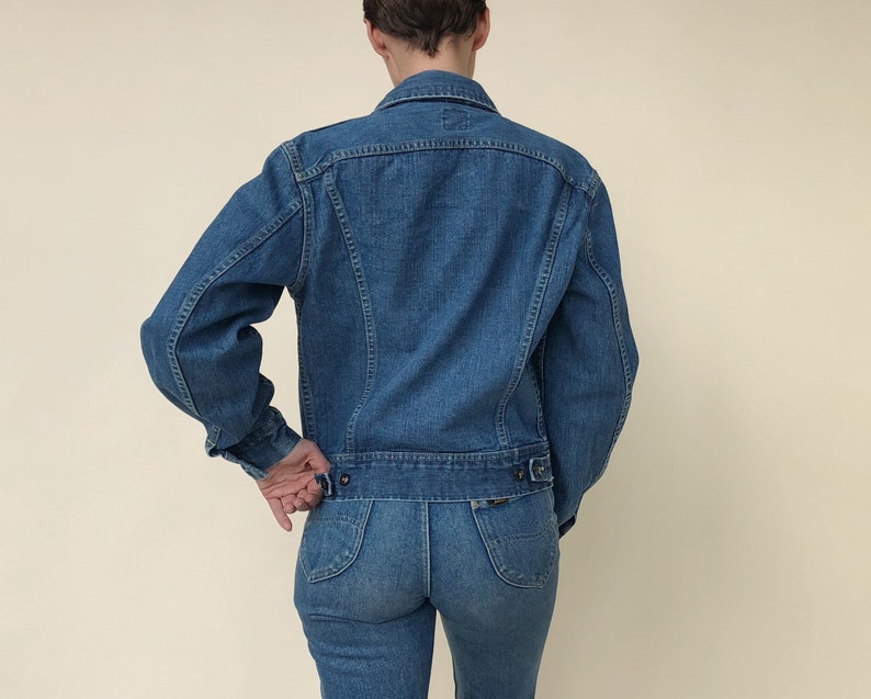 Perfectly Faded Two Pocket USA Cotton Denim Women/'s Small Men/'s XS 70s Lee Jean Jacket