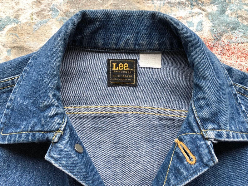 Perfectly Faded Two Pocket USA Cotton Denim Women/'s Small Men/'s XS 70s Lee Jean Jacket