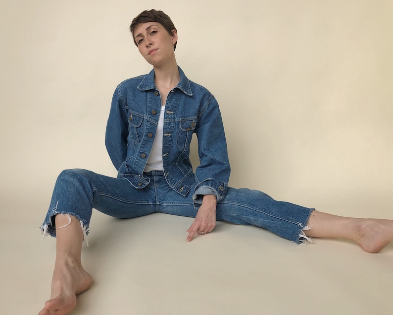 Perfectly Faded Two Pocket USA Cotton Denim Women/'s Small Men/'s XS 70s Lee Jean Jacket