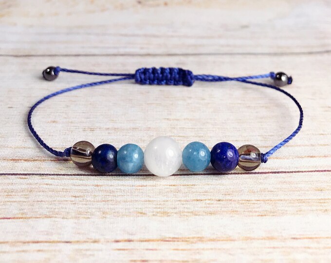 Manifestation, Courage, Inspiration & Strength. Grounding, Positivity. Moonstone, Aquamarine, Lapis Lazuli and Smoky. Yoga Bracelet.