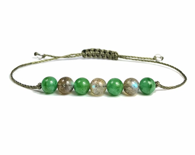 Green Aventurine & Labradorite Gemstone Bracelet. AA+ Grade Spectrolite. Rainbow Flashes. Intuition, Meditation. Good Luck. Heart Chakra