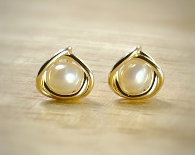 Pearl Stud Earrings. Sterling Silver. Gold/Rose Gold Filled. Incl Gift Box & Info Gift Card. Pearl Earrings. June Birthstone. Wedding Gifts