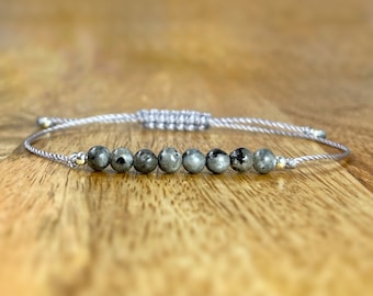 Larkivite Labradorite Bracelet. Skinny. Black Moonstone. Intuition, Meditation. Grounding Crystals. Protection. Earth Energy Connection.