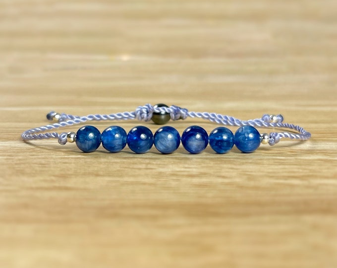 Kyanite Bracelet. AAA Grade. Vibration. Energy. Intuition. Meditation Bracelet. Blue Kyanite Jewelry. Yoga Bracelet. Chakra Balance.