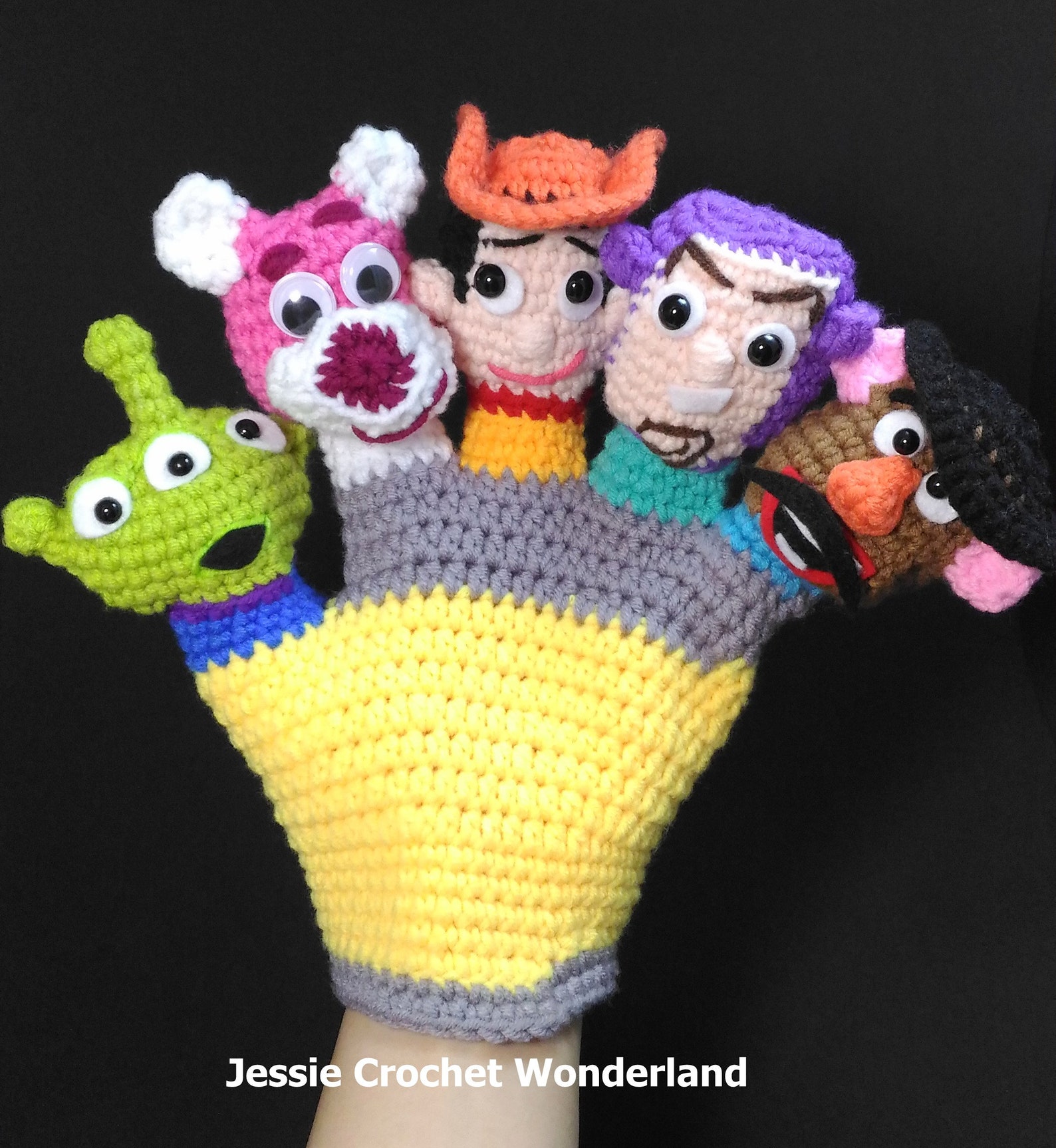 Toy Story Hand puppet gloves _ Disney_Pixar_English Crochet Etsy