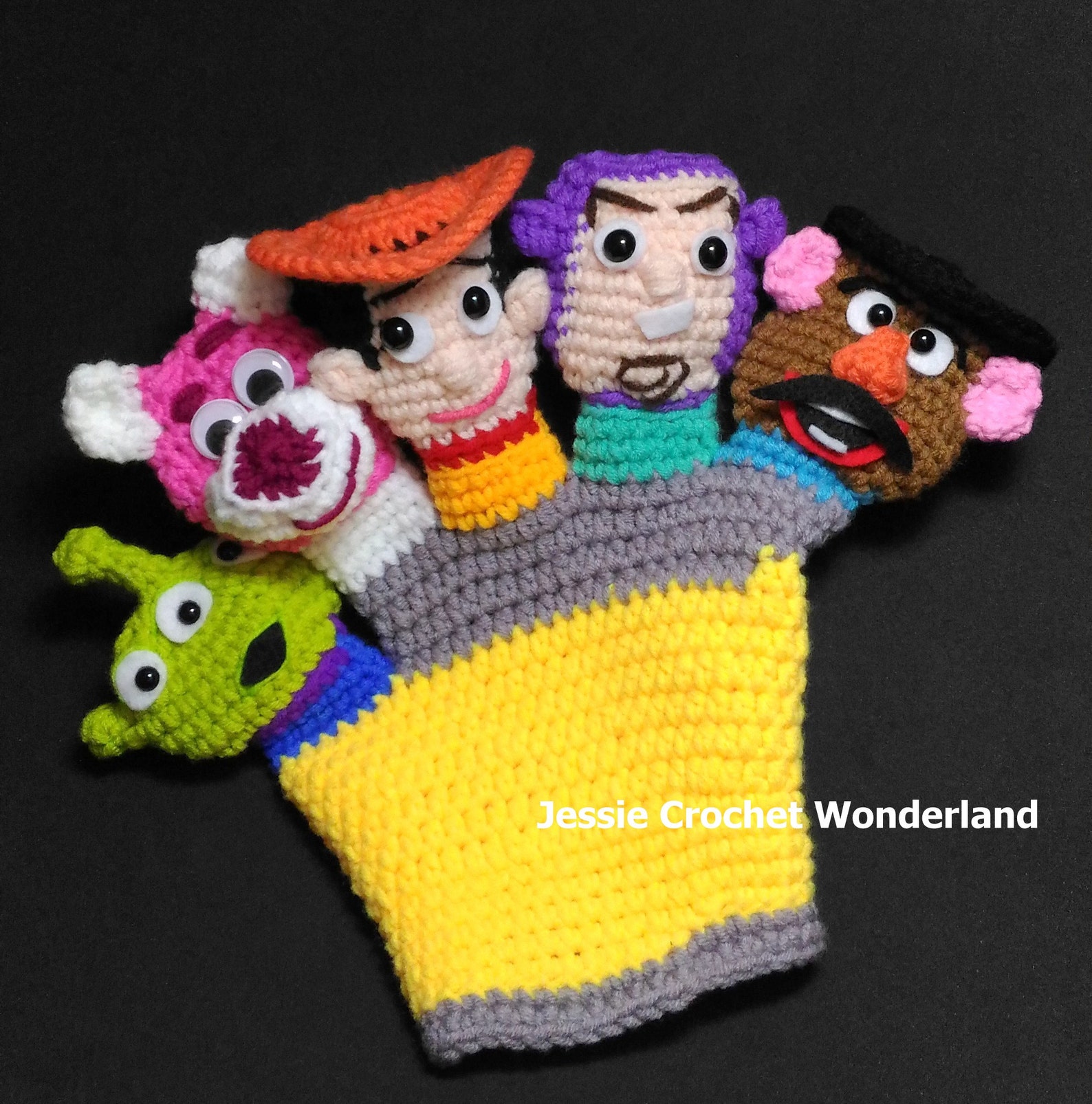 Toy Story Hand puppet gloves _ Disney_Pixar_English Crochet Etsy