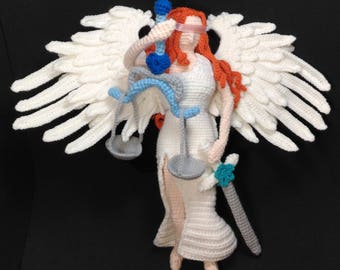 Lady Justice _ English Crochet Pattern