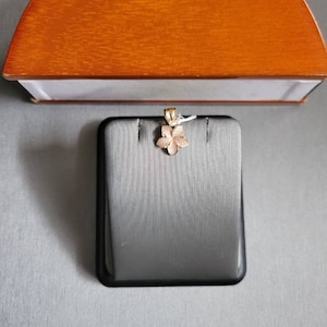 14k rose gold flower pendant