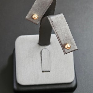 18k gold earrings