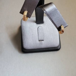 18k gold earrings