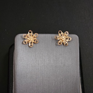 18k gold earrings