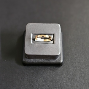 14k gold ring size 8.75