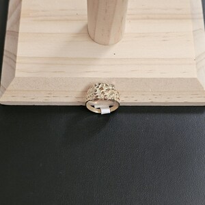 10k gold ring size 6
