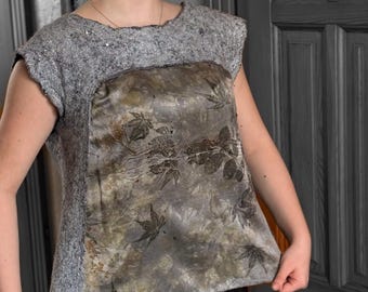 Handgemachtes, ärmelloses Shirt aus Merinowolle gefilzt mit Seide: Leichtes Wendetop, Eco Botanical Print