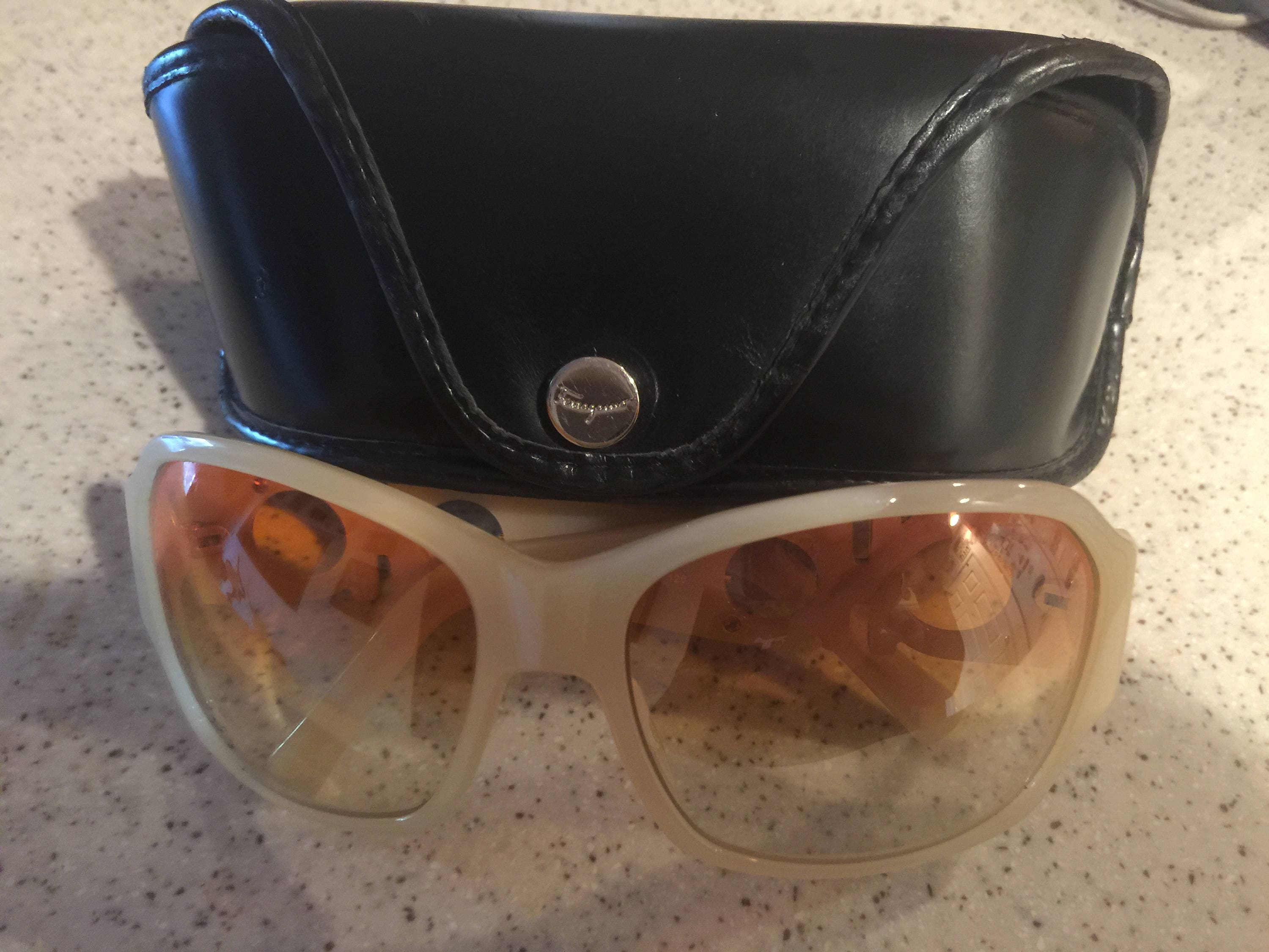 Sunglasses Salvatore Ferragamo Vintage. - Etsy display picture 3