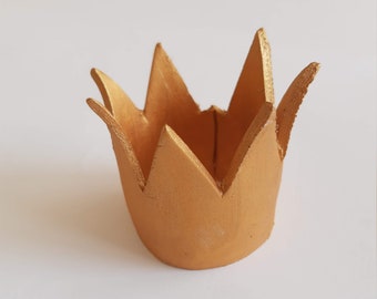 Crown Cake Topper Gold Fondant Princess Prince Queen King Crown Edible Cake Topper Gold or Silver Party Simple Crown Cake Decoration