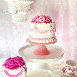 6 inch pink fake cake, pink and white faux cake, pink roses cake