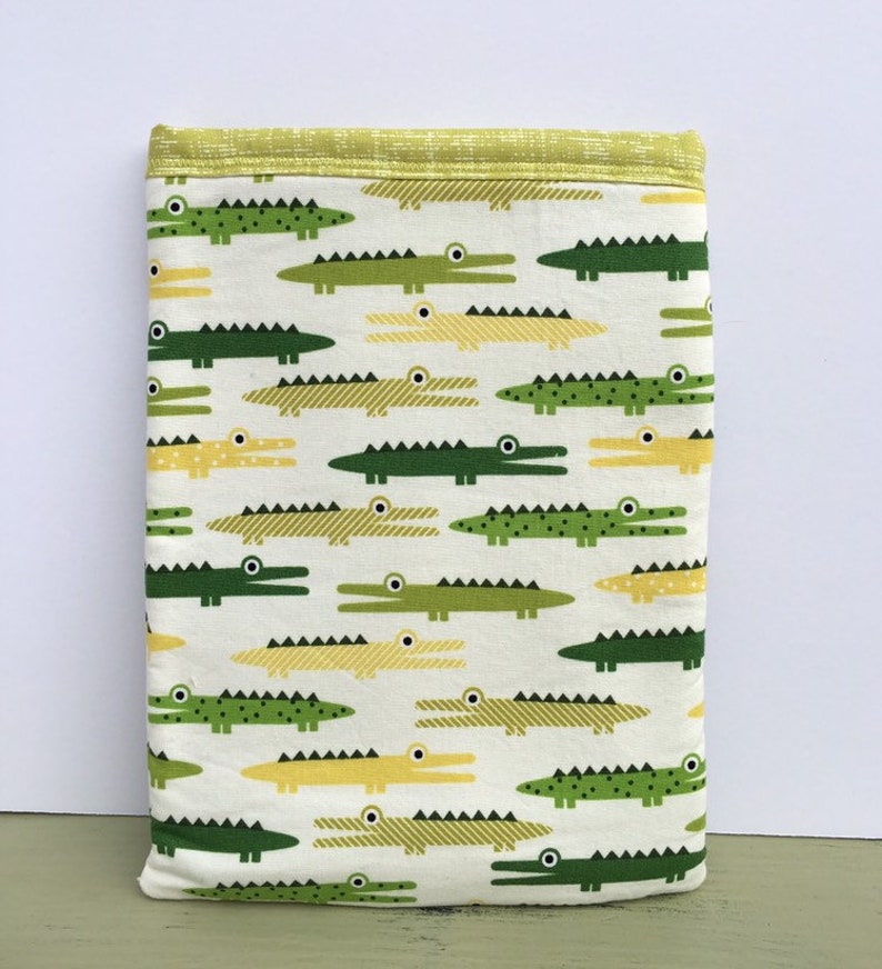 Medium Crocodile Book SleeveE-reader Sleeve