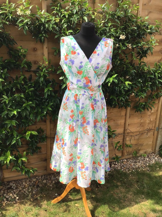 Handmade Floaty & Flouncy Floral Vintage 1980's Dr