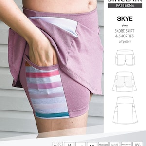 Puede incluir: Un patrón digital para un skort, una falda y unos pantalones cortos de punto. El patrón está disponible en tallas Petite, Regular y Tall. El patrón está disponible en tallas A0, A4 y Letter. El patrón está disponible en tallas españolas 0-30. El patrón está disponible en varias capas de tallas. El patrón está disponible en tejidos de punto. El patrón está disponible en formato PDF.