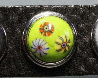 Snap button (upper part) made of glass, lampwork