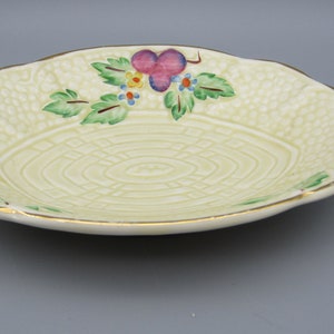 Crown Devon Berries and Flowers dish
