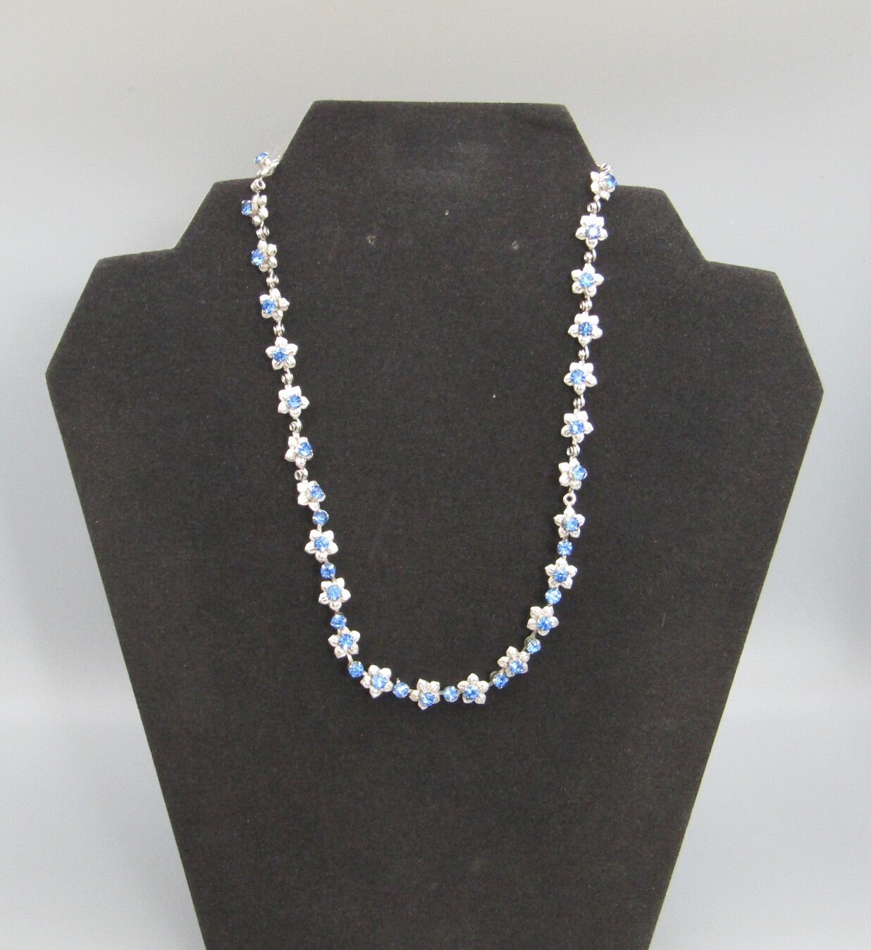 Blue diamante necklace new arrivals