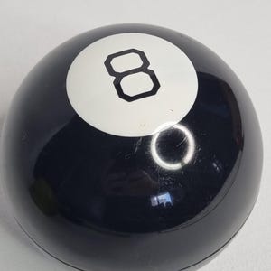 Balle magique 8 – Jouet divinatoire vintage en français, env. 11 cm, emblème des années 90