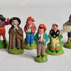 Carbonel figurine