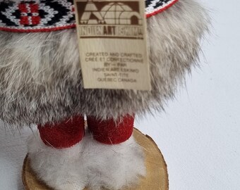 レア！インディアン人形 毛皮の帽子付き　ビンテージ　カナダのバンフ国立公園で購入 カナダの手作り人形一対 – エスキモーとヒューロン – インディアン