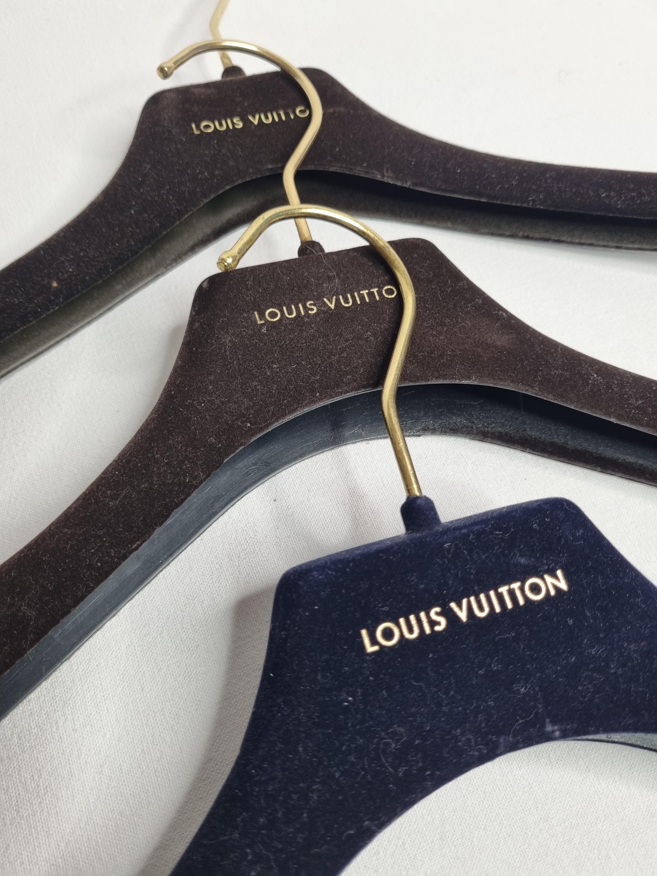 Set of 3 Louis Vuitton Hangers Velvet - Etsy