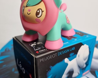 Léo’z Figurine by Tik Ka – Peugeot Design Lab Limited Edition Art Toy, Xmas 2014, 10 cm