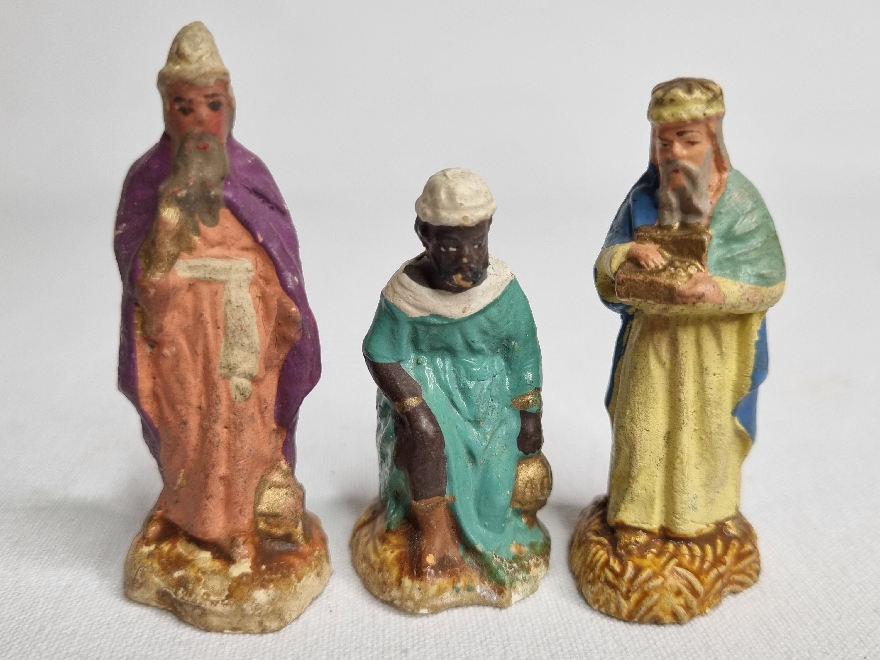 Lot d'anciens santons de crèche, Devineau