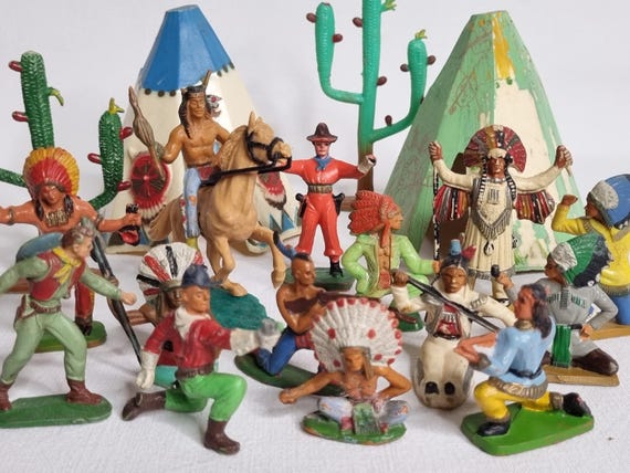 ドイツ　1940-50年代　ビンテージ　カウボーイ フィギュア Set of 17 Vintage Western Pieces – Clairet, Timpo, Starlux