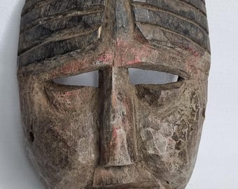 Ancient Ritual Wooden Mask, Himalaya, 20th Century – 19 cm