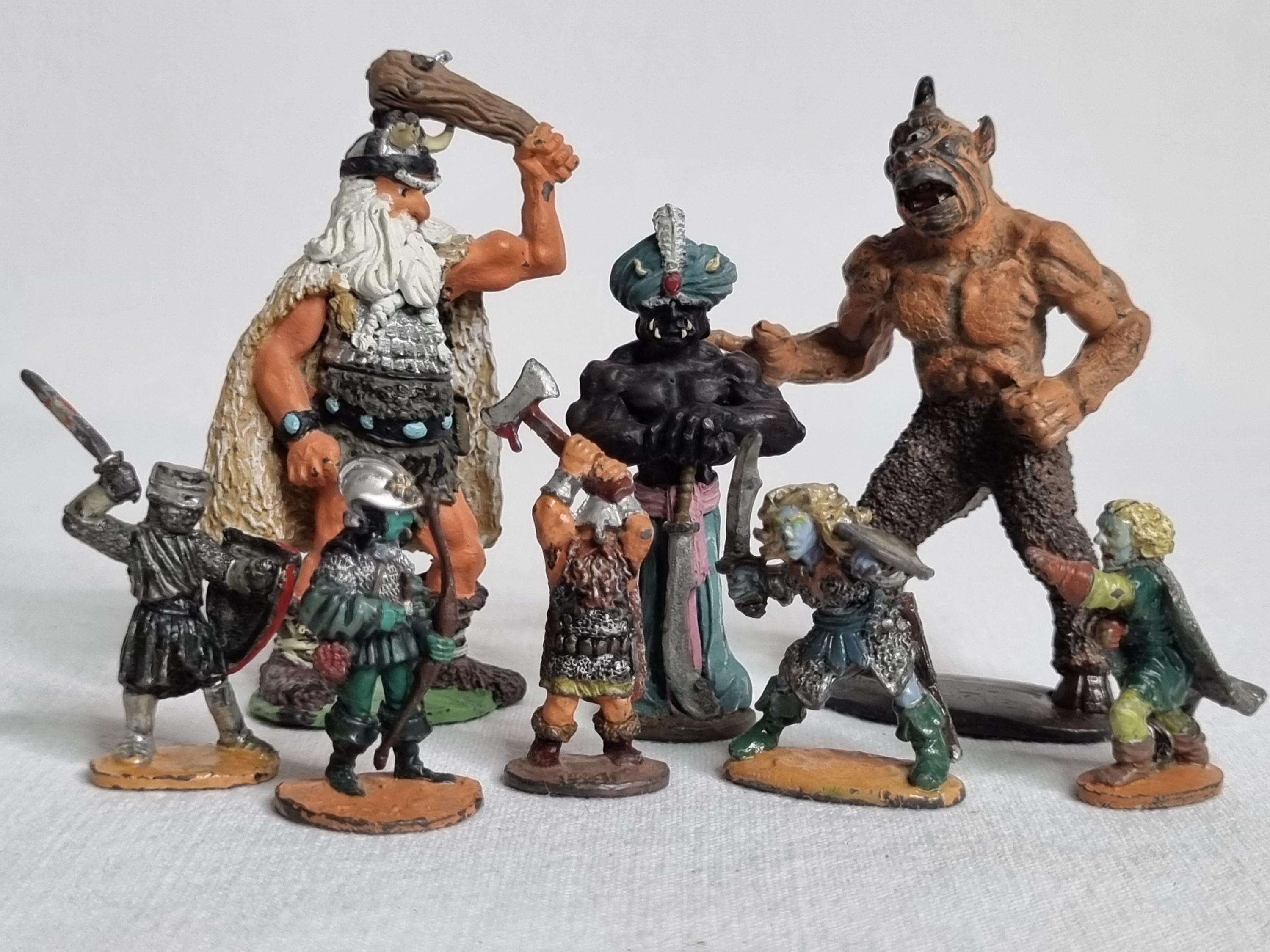 RAL PARTHA のメタルフィギュア Lot of 9 Painted Ral Partha Metal Miniatures – 1979 to 1989 – Rare
