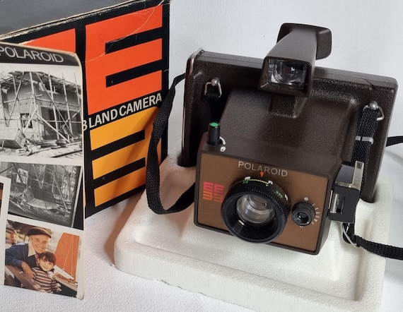 Polaroid EE33 Land Camera Near Mint With Original Box and Manual