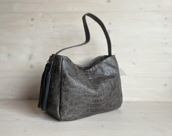 Khaki Brown Hobo Bag Made of Cowhide Leather in a Crocodile Printing: Shoulder Hobo Purse