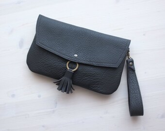 Tassel clutch, Wristlet clutch, Leather clutch, Brown leather clutch, Envelope clutch, Boho clutch, Vintage clutch, Magnet clutch