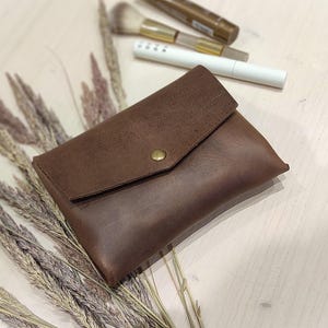 Mini Kosmetiktasche für Geldbeutel / Make up Organizer aus Dickem Leder - Envelope Makeup Etui / Kleine Kulturtasche - Handgemachtes Geschenk für Ihre Ideen