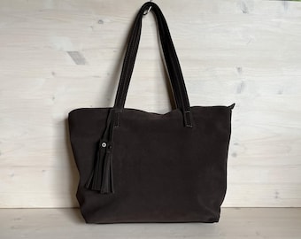 Bolso tote de gamuza marrón, hecho a mano: bolso de hombro grande de cuero suave