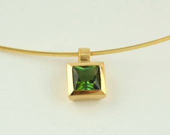Pendant tourmaline green, 18 kt gold, square pendant to change, wire necklace, small pendant, gift for women, tourmaline jewelry